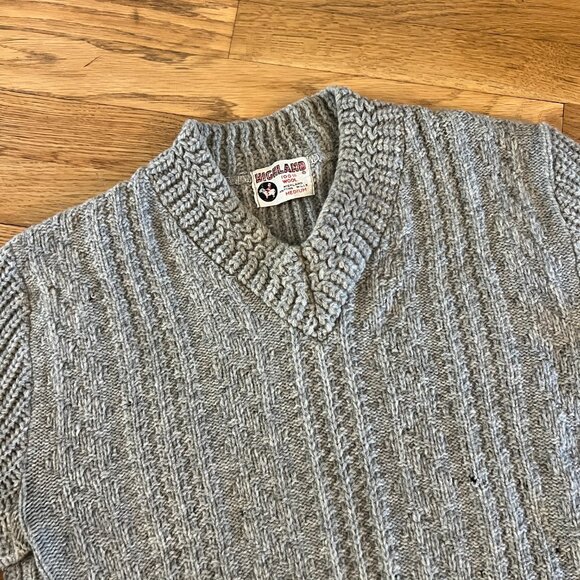 Vintage 70s Highland Knitting Mills Grey Wool Knit V-Neck Sweater - Med (FLAWS) - Picture 2 of 10